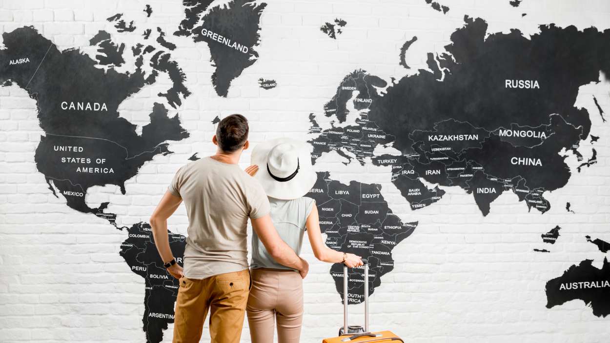 Una experta en turismo revela los destinos que están ganando popularidad en San Valentín. EP