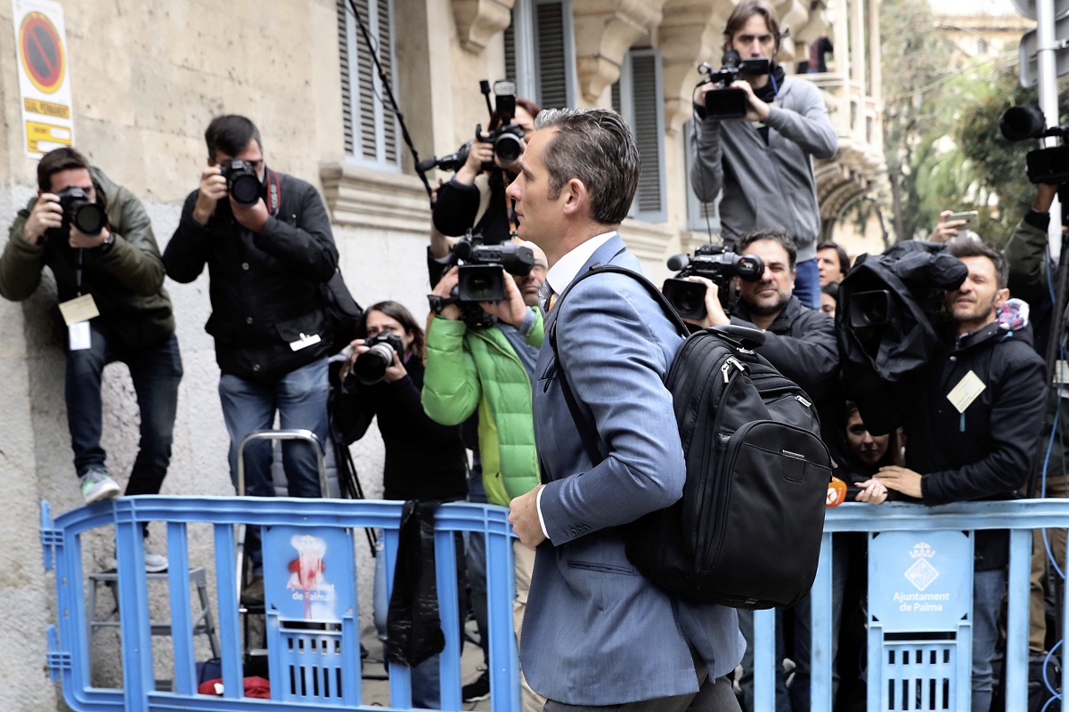 Iñaki Urdangarin, exsocio de Diego Torres, llega a la Audiencia de Palma donde se celebra la vista fuente EFE Iñaki Urdangarin, exsocio de Diego Torres, llega a la Audiencia de Palma donde se celebra la vista fuente EFE