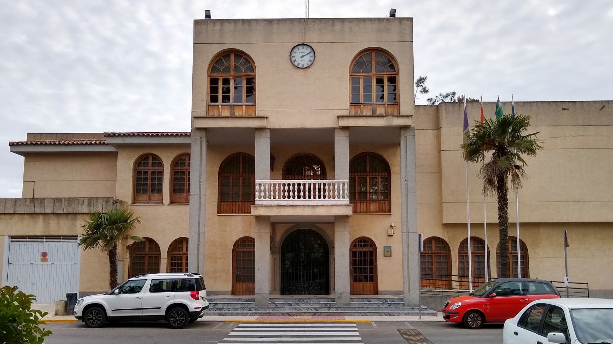 Fachada del Ayuntamiento de San Juan de Aznalfarache (Sevilla) / Archivo