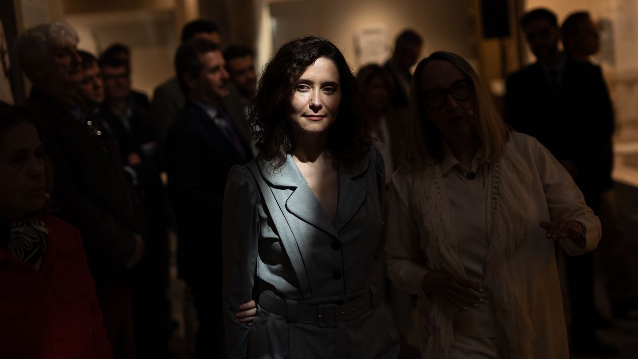 La presidenta de la Comunidad de Madrid, Isabel Díaz Ayuso, en el Museo Arqueológico y Paleontológico. EP.