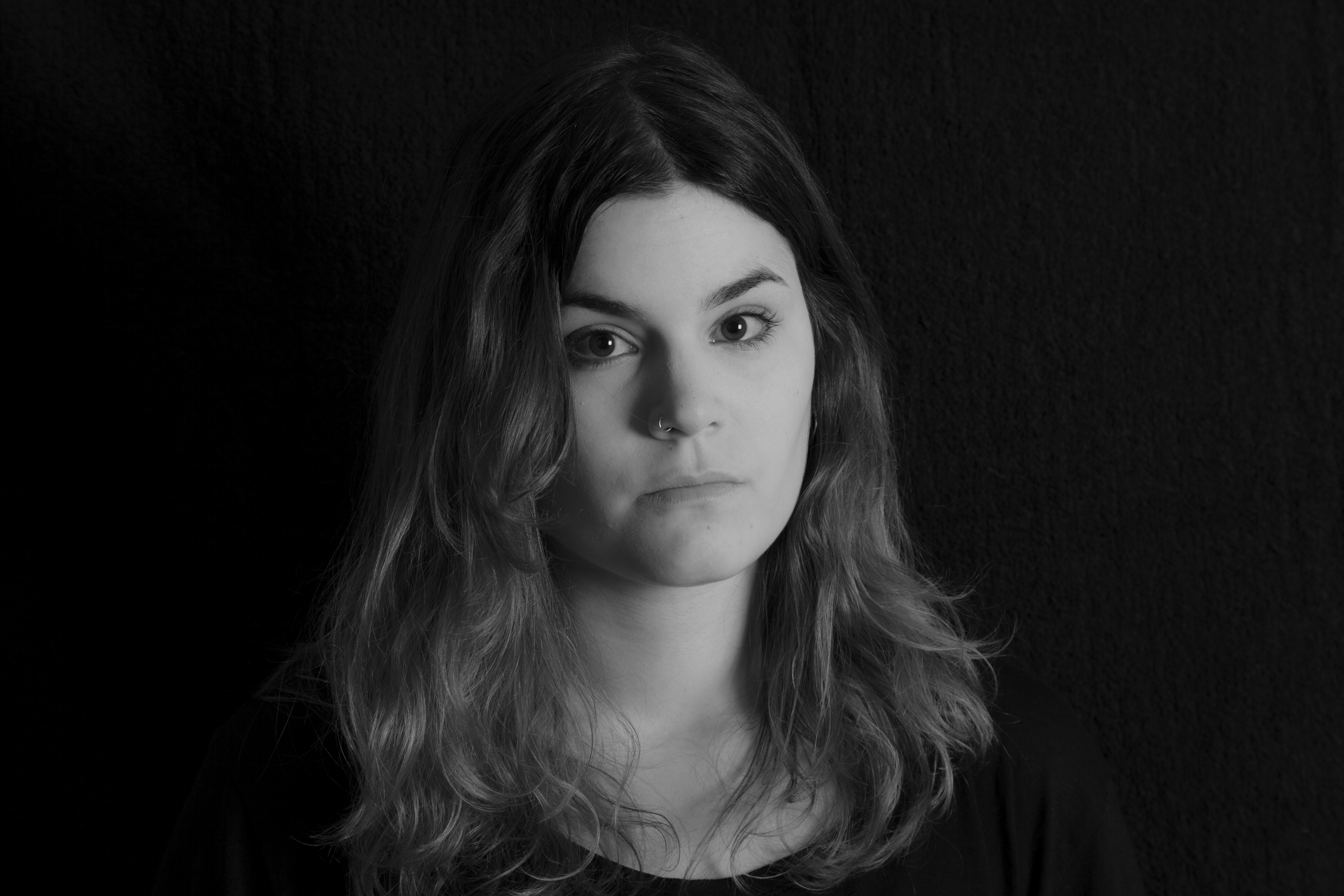 La escritora Elvira Sastre. Fuente de imagen: Andrea Abril / Alfaguara.