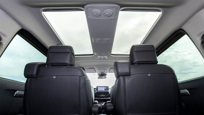 opel zafira interior