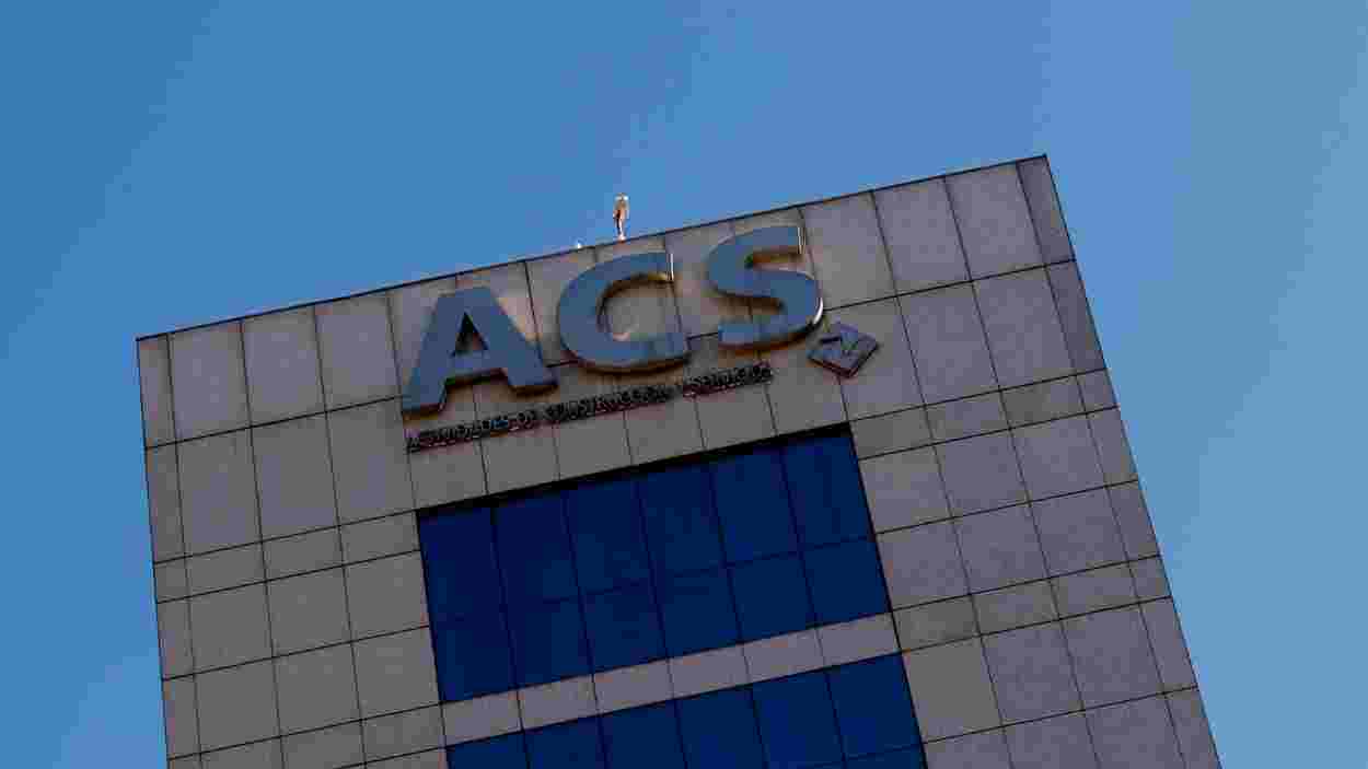 ACS supera los 100 euros por acción. EP
