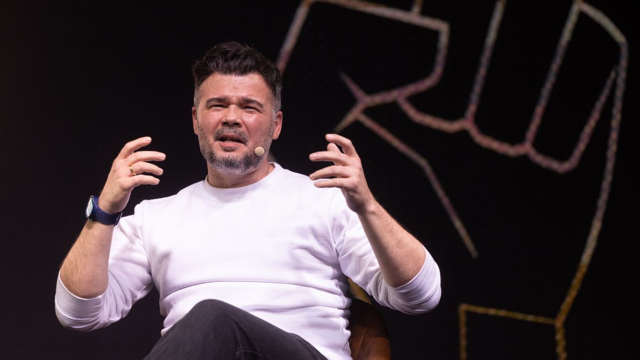 El portavoz de ERC en el Congreso, Gabriel Rufián, durante el diálogo sobre el futuro de la izquierda alternativa. EP.