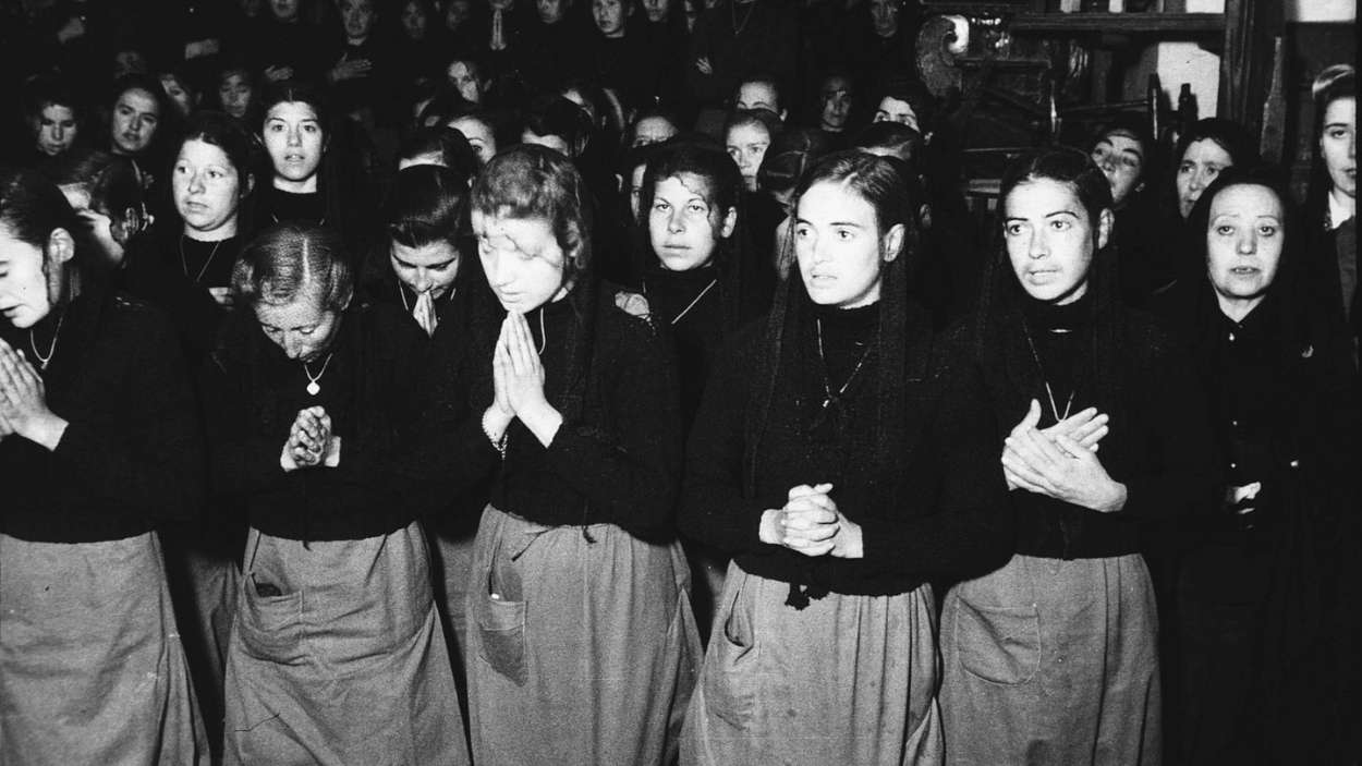 El cruel Patronato de Protección a la Mujer, organismo franquista encargado del adoctrinamiento moral de las mujeres caídas
