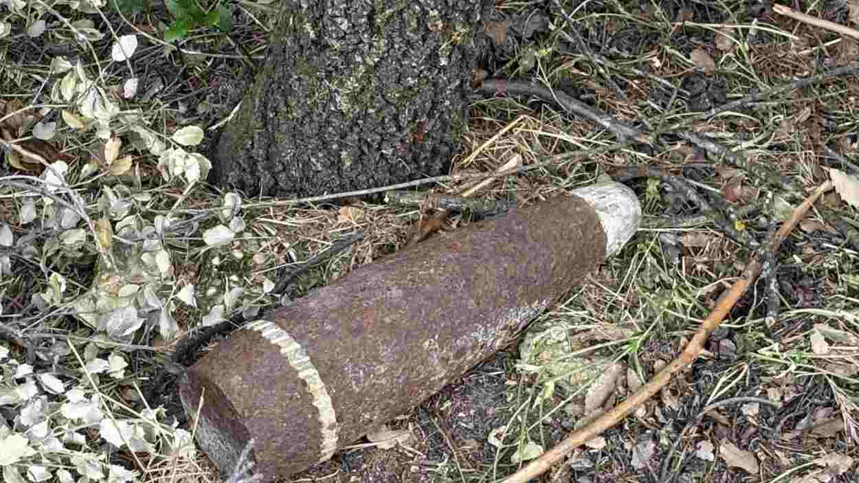 Imagen de archivo de un artefacto de la Guerra Civil sin explotar. EP