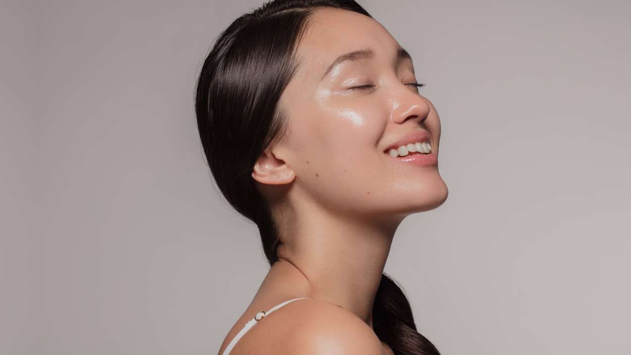 ¿Buscas una piel radiante? Este limpiador coreano es tu nuevo mejor amigo