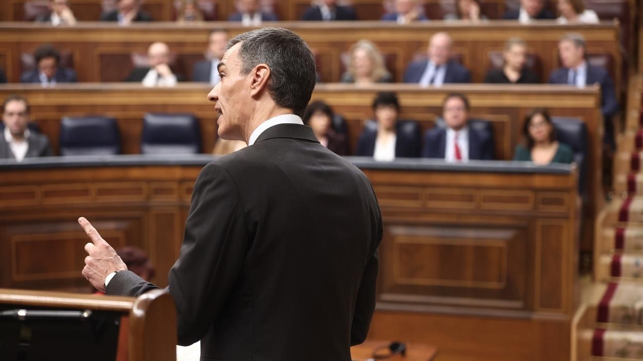 El presidente del Gobierno, Pedro Sánchez, interviene durante una sesión de control al Gobierno, en el Congreso de los Diputados. EP.
