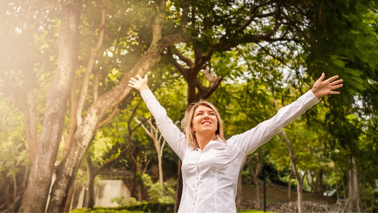 Skechers vuelve a sorprender  rebaja sus deportivas más icónicas a un precio que no te esperas