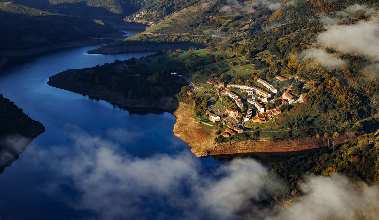 Mansilla de la Sierra, el pueblo que duerme bajo el agua (Foto: Turismo Alto Najerilla)