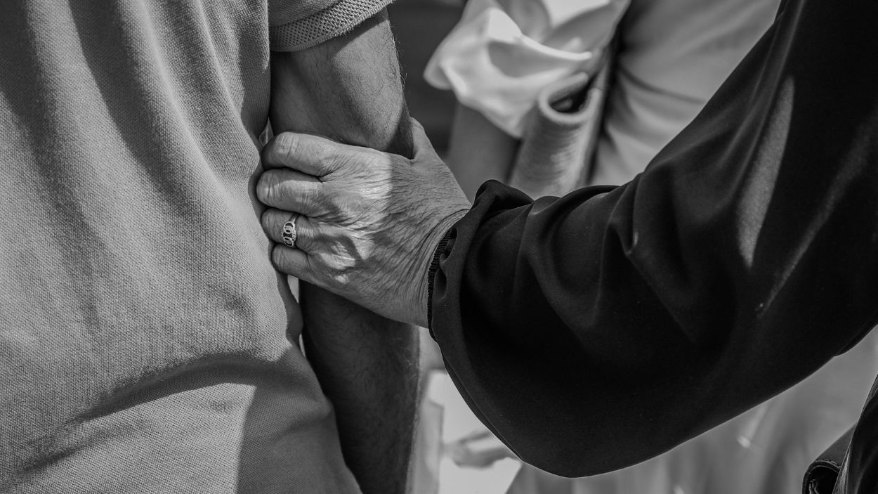 Imagen de recurso de una persona mayor en una residencia. EP.