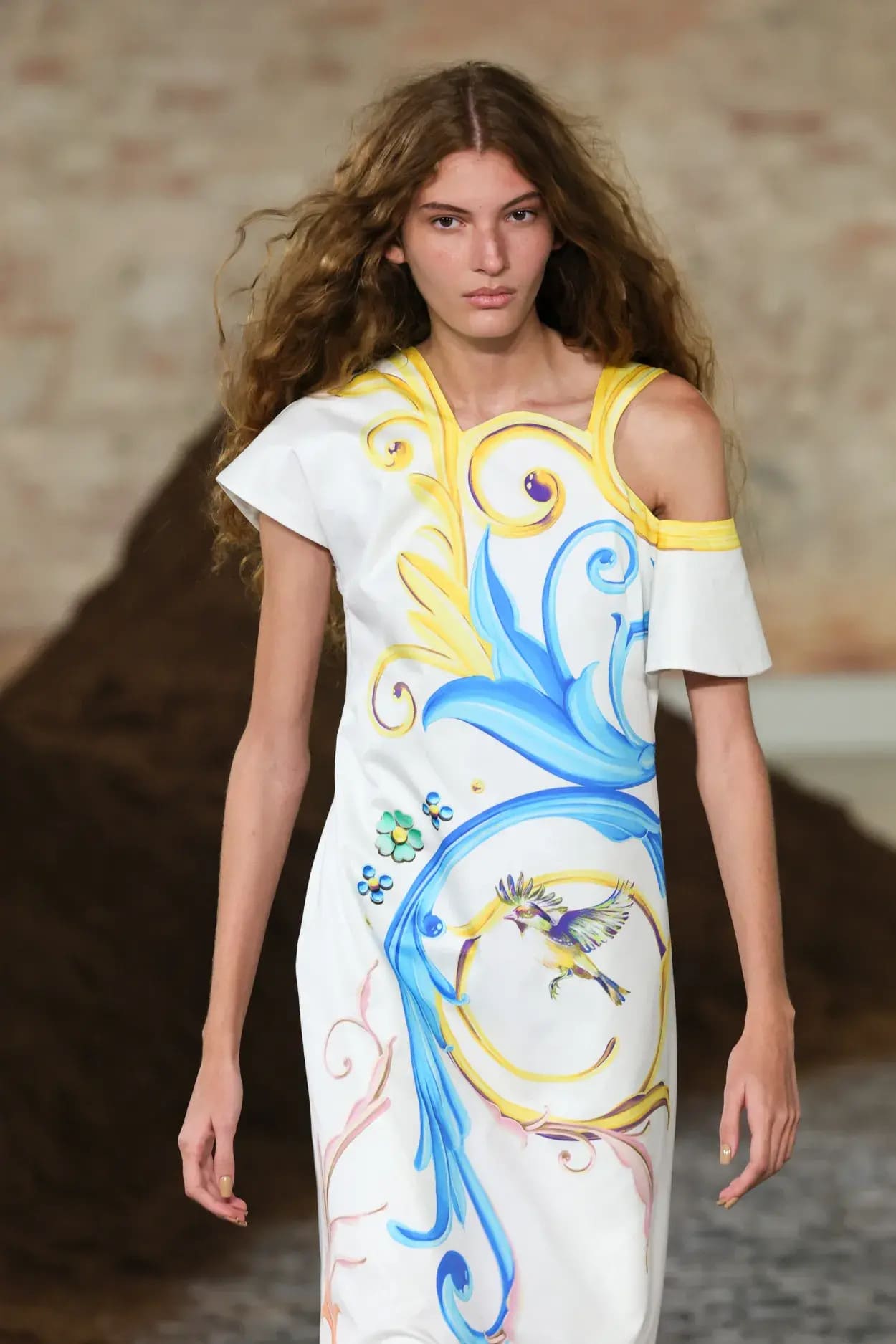 Cortesía de Moschino