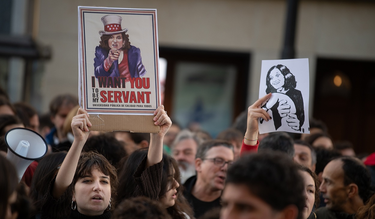 Protestas educativas contra el gobierno de Isabel Díaz Ayuso. ep