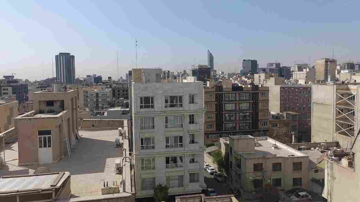 Israel bombardea la sede de la Asamblea de Expertos de Irán. EP