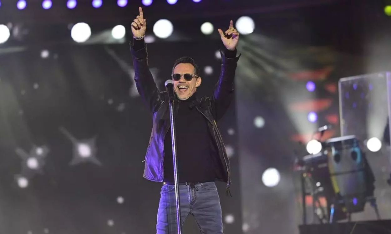 Marc Anthony reúne a 75.000 personas en el Carnaval de Las Palmas con un concierto histórico