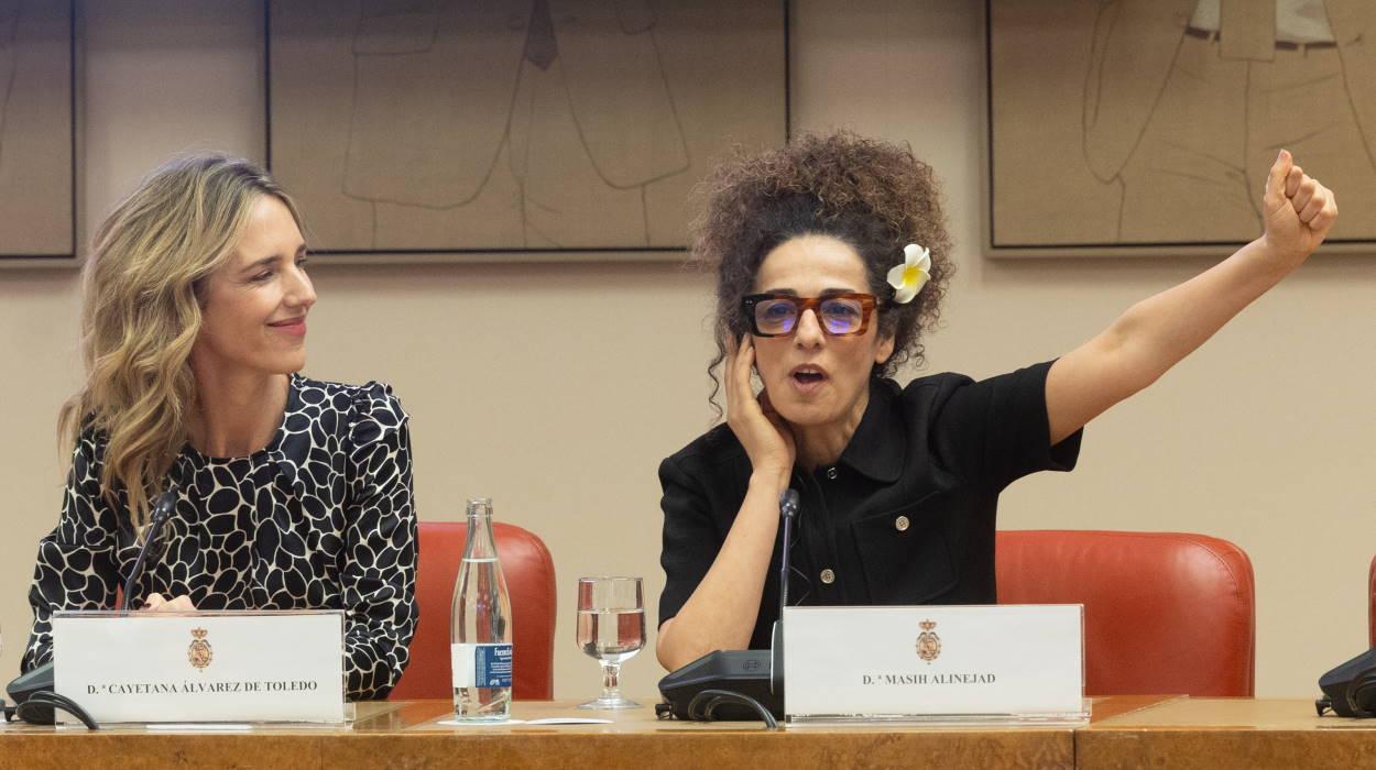 Masih Alinejad, la propagandista iraní a sueldo de EEUU que el PP utiliza para cargar contra Sánchez, y Cayetana Álvarez de Toledo. EP.