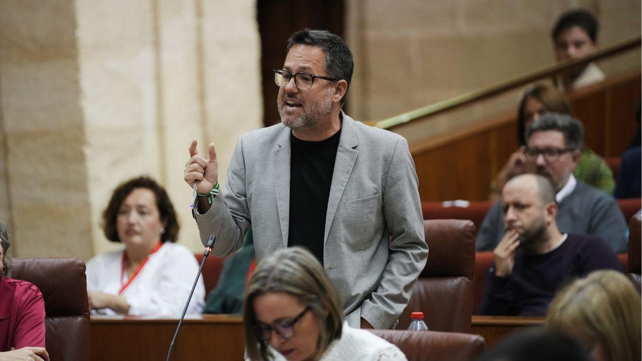 El portavoz de Adelante Andalucía, José Ignacio García, interviene durante una sesión de control / Archivo EP