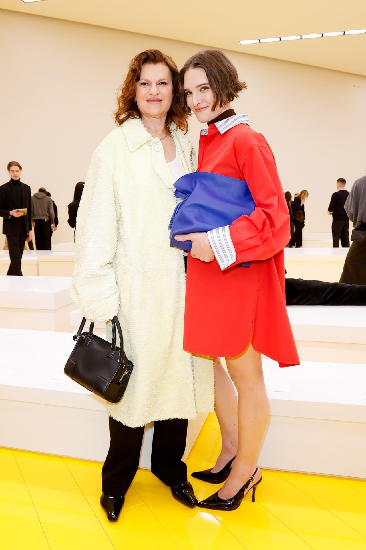 Sandra Bernhard y Hari Nef