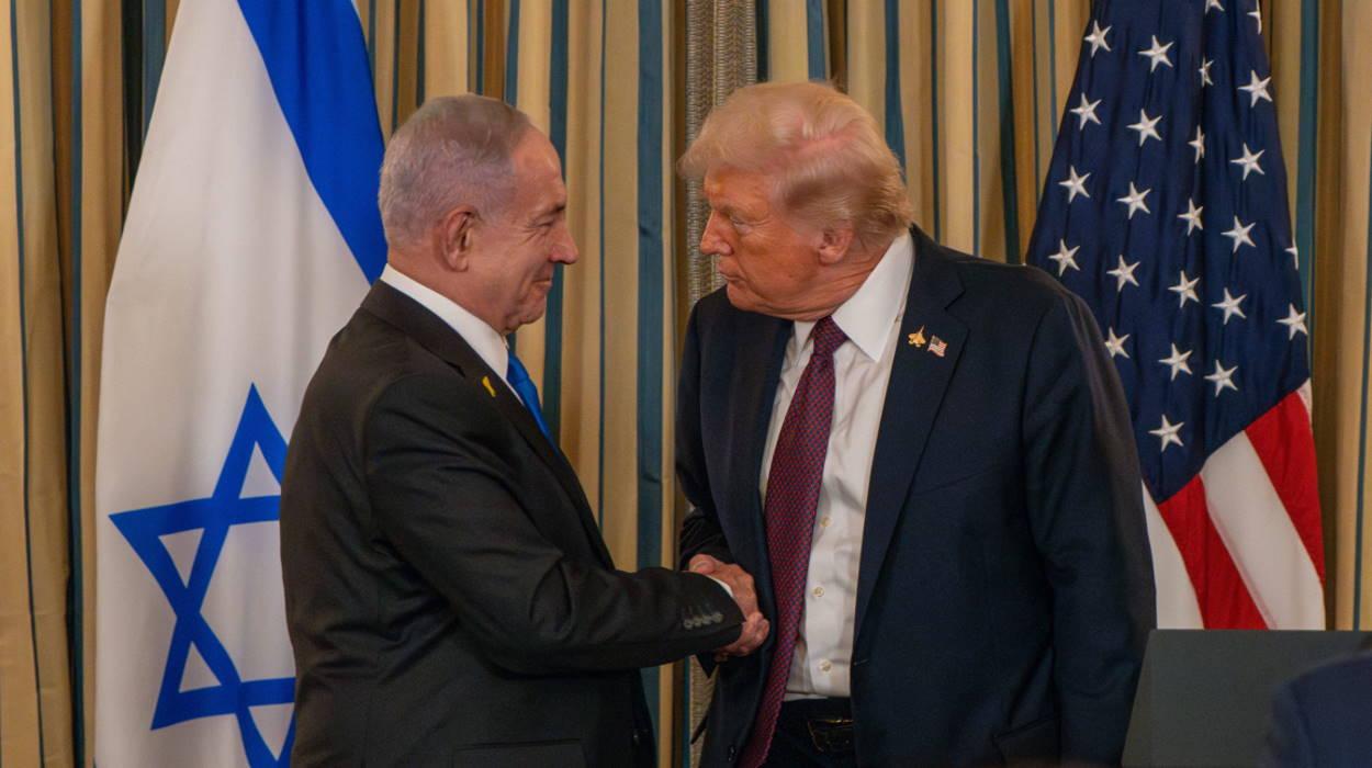 El presidente de los Estados Unidos, Donald Trump, y el primer ministro de Israel, Benjamín Netanyahu, durante un encuentro hace seis meses. EP.