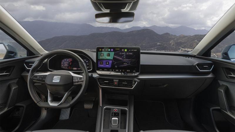 seatleon ehybrid salpicadero