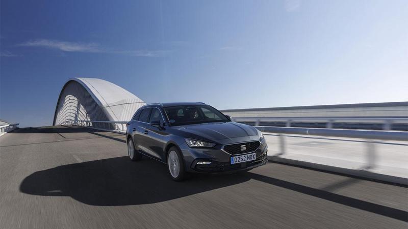 seat leon ehybrid delantera