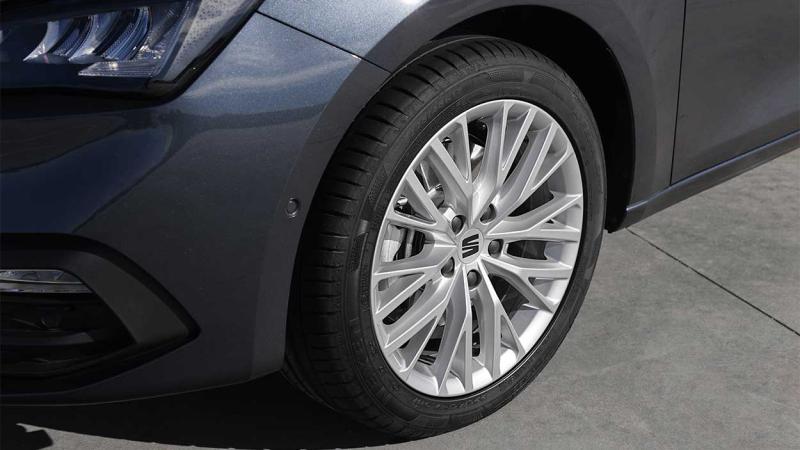 seat leon ehybrid llanta