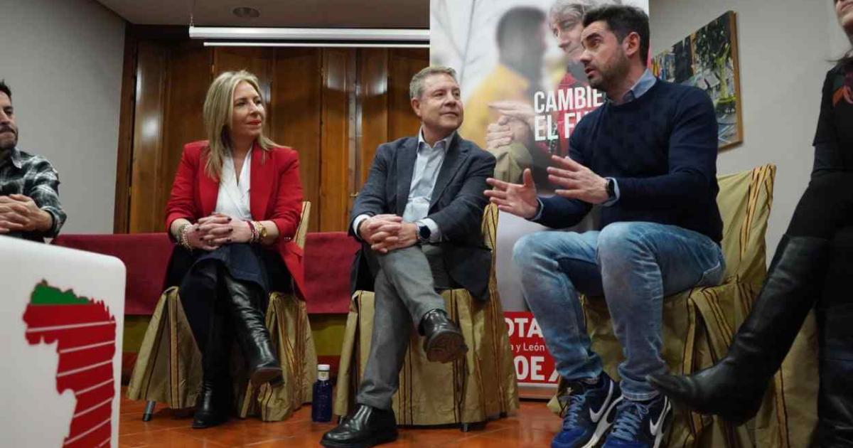 Page apela al voto útil en Castilla y León y avisa que votar otra cosa que no sea PSOE es «tirarlo a la basura» Page apela al voto útil en Castilla y León y avisa que votar otra cosa que no sea PSOE es «tirarlo a la basura»