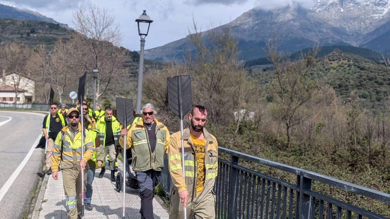 Bomberos Forestales de Castilla y León durante sus últimas marchas de protesta. Imagen de ATIFCYL.