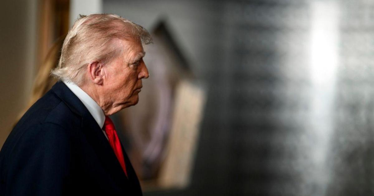 La inteligencia de EEUU abre una guerra contra Trump