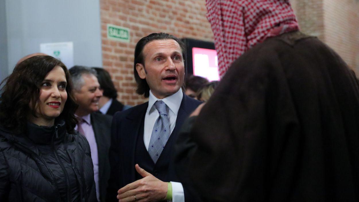 Díaz Ayuso y David Hatchwell. EP