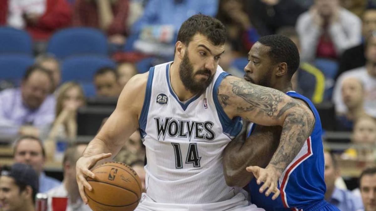 Pekovic durante un partido con los TImberwolves| NBA