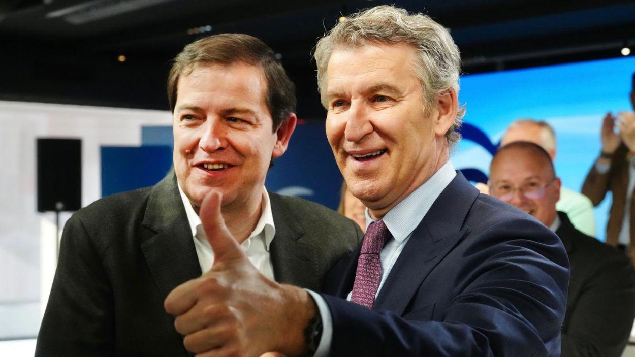 Alberto Núñez Feijóo con Alfonso Fernández Mañueco en la Junta Directiva Nacional del PP