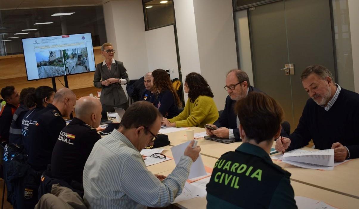 Reunión previa al simulacro. Ayuntamiento de Cuenca