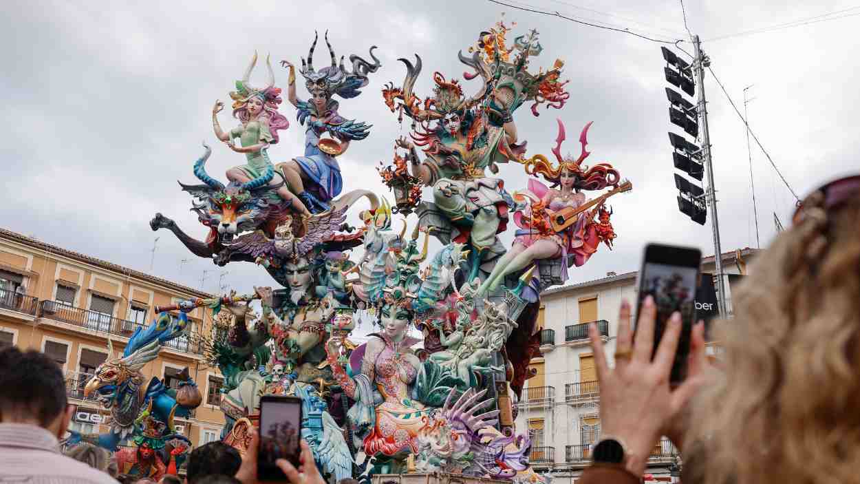 Imagen de las Fallas en Valencia. EP