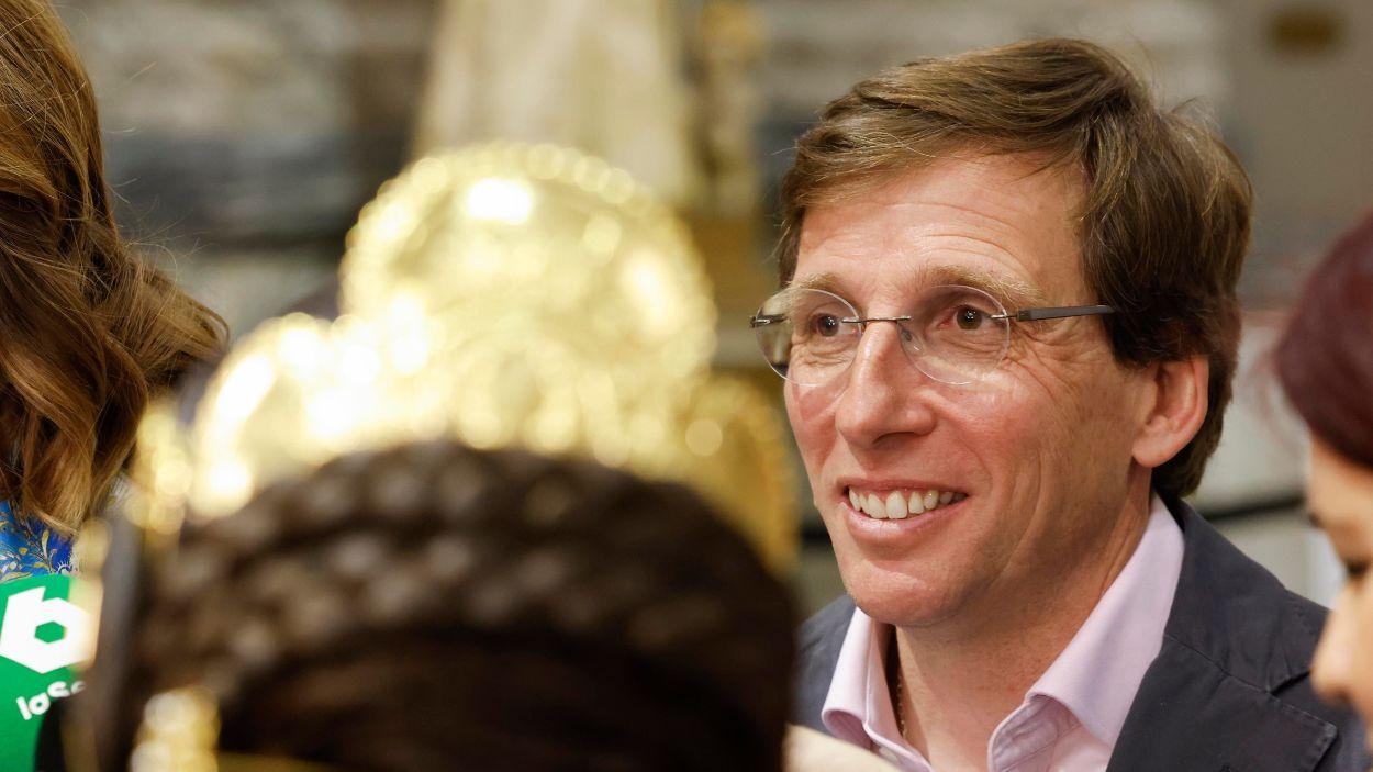 El alcalde de Madrid, Jose Luis Martínez Almeida, en la firma del protocolo para la creación de la Red de Destinos Turísticos Urbanos en Valéncia. EP.