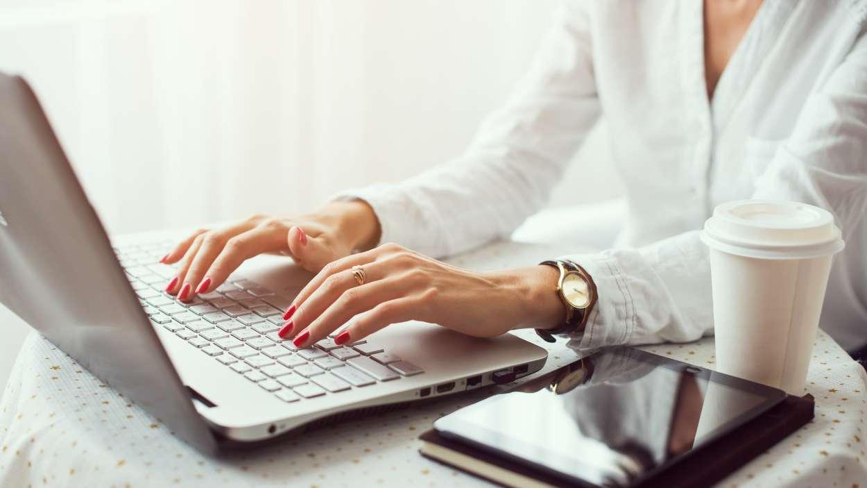 Multas de hasta 10.000€ así puedes evitarlas y cumplir con la ley de fichajes con Chorarios.com