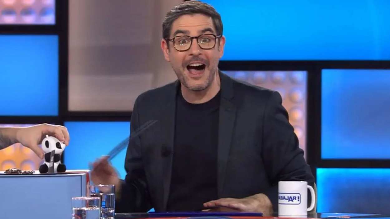 Juanra Bonet en el plató de 'Allá tú'