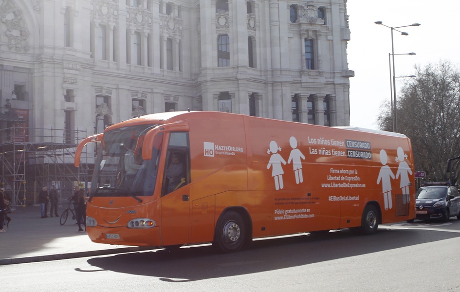 El controvertido autobús de Hazte Oír.