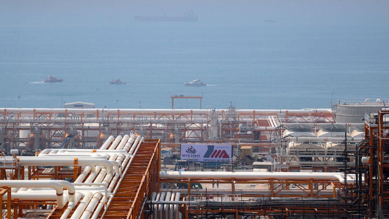 Fotografía de archivo del yacimiento de gas natural South Pars North Dome, en Bushehr (Irán). EP.
