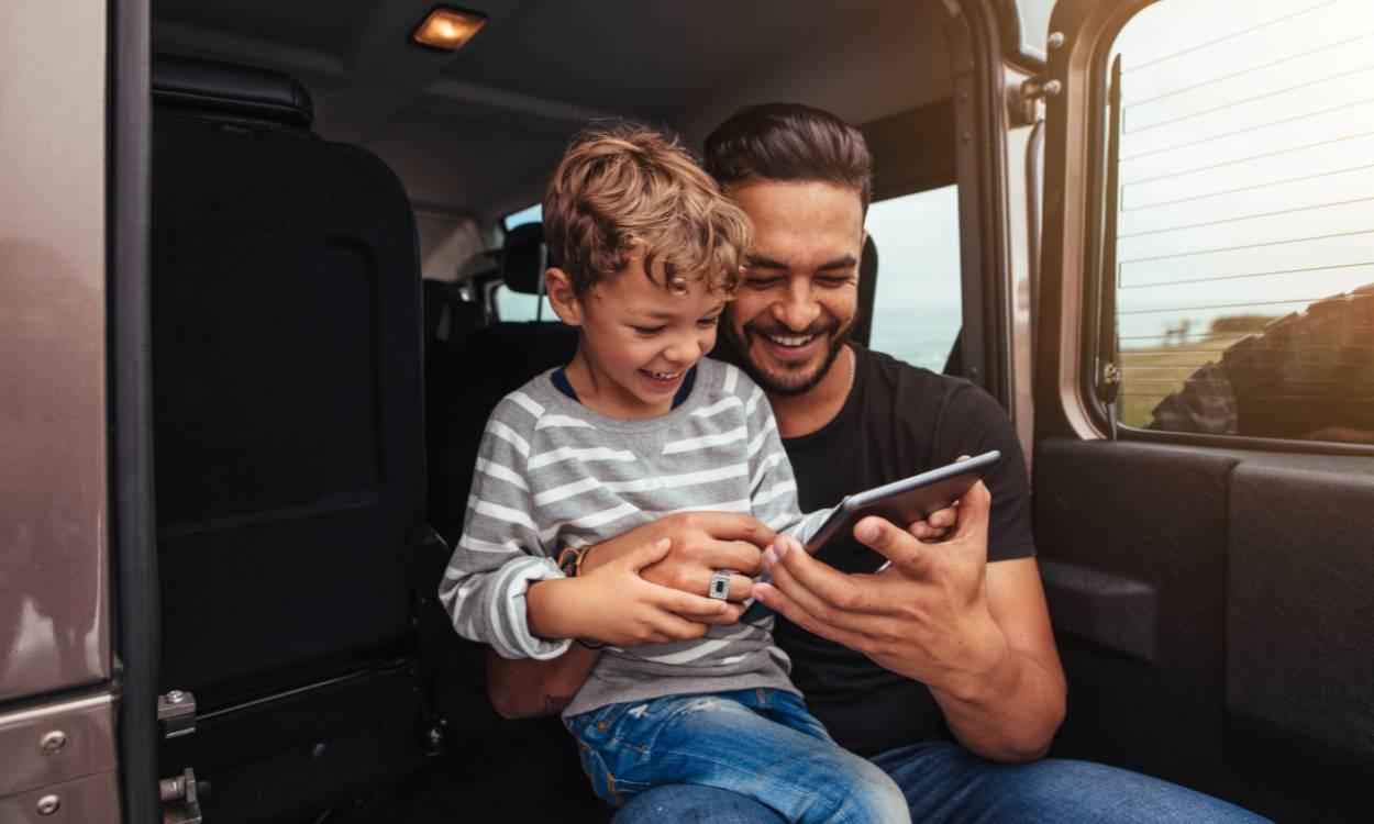 ¿Cómo ser un buen padre en la era digital? Desafíos y soluciones