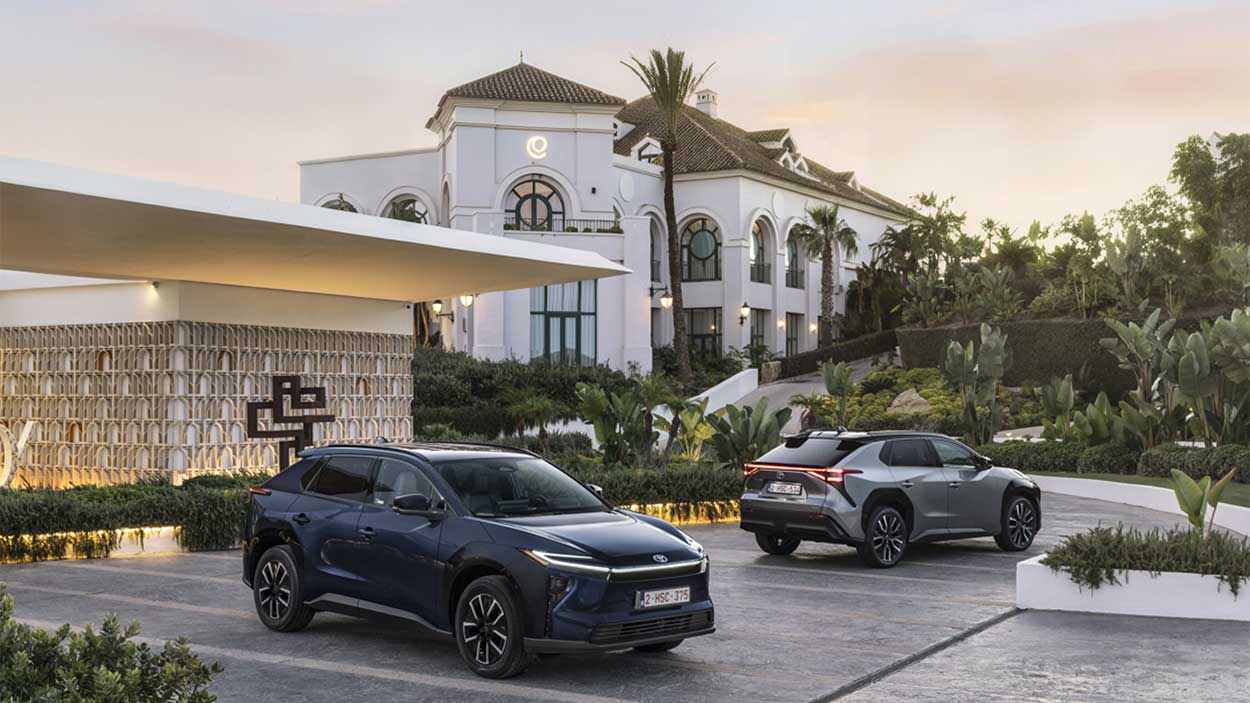 Gama Toyota PHEV (Toyota)