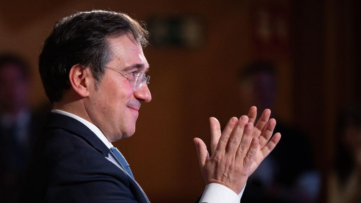 Albares exige a Israel que "pare ya" su ataque contra Líbano "contrario al derecho internacional humanitario". EP.