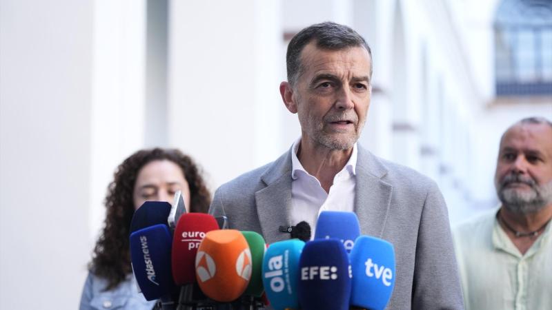 Candidato por la coalición Por Andalucía, Antonio Maíllo