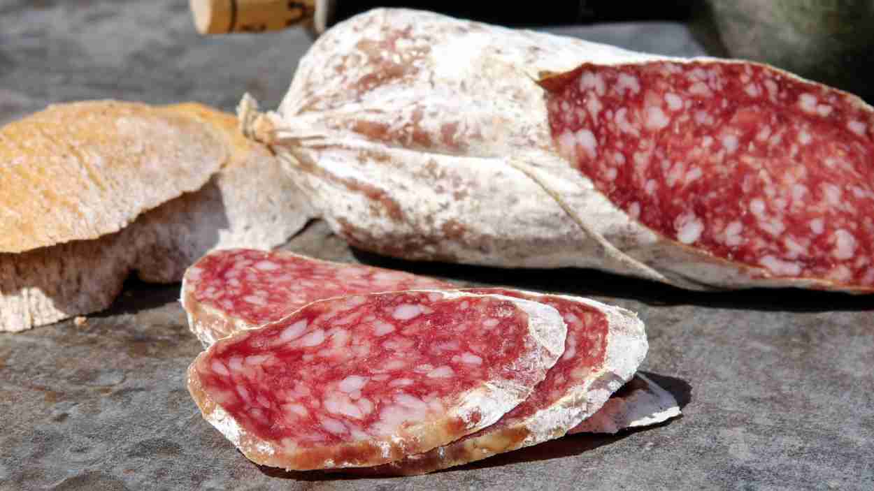 Alerta sanitaria por la presencia de 'Salmonella' en una conocida marca de longanizas de payes