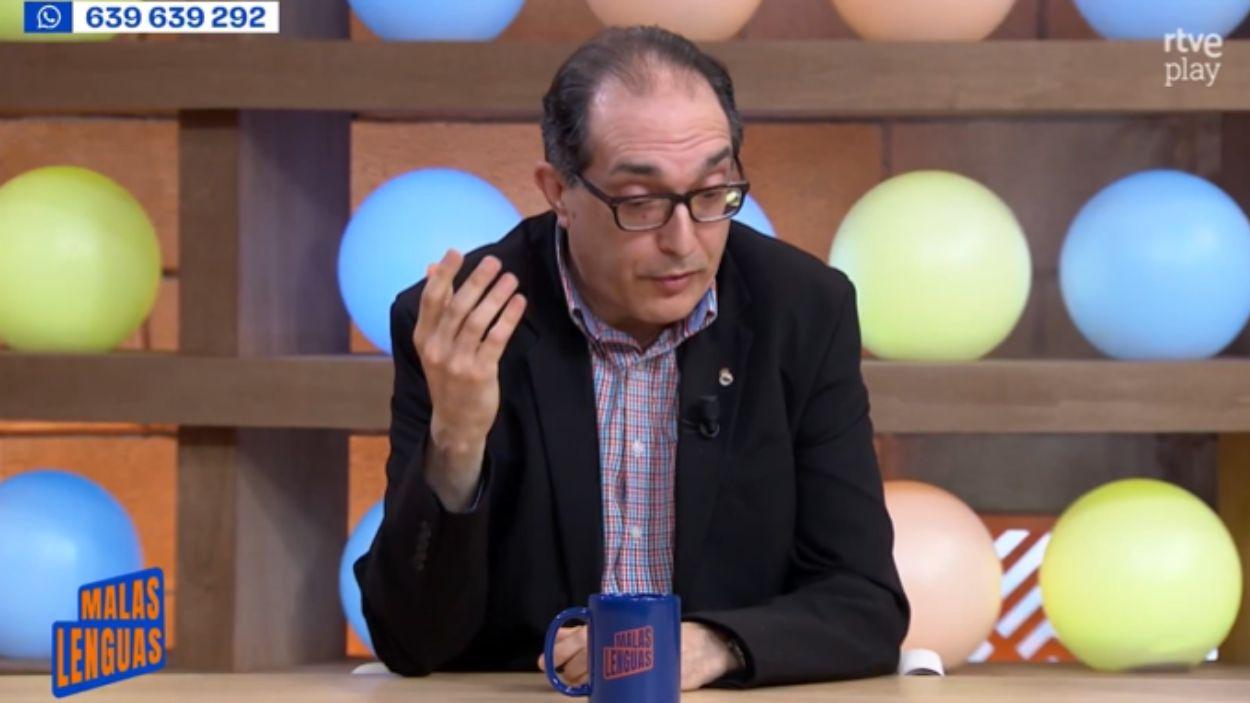 Villarroya en 'Malas Lenguas'. TVE