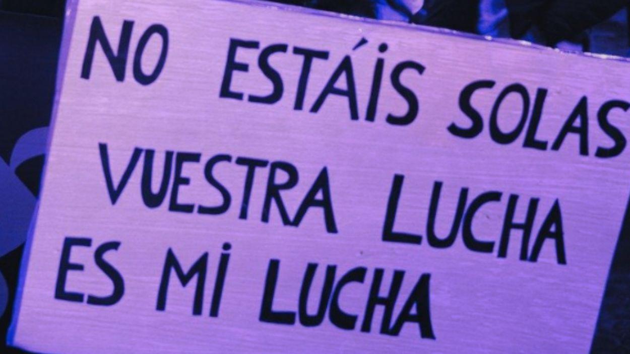 Pancarta por el 25N, Día Internacional de la Eliminación de la Violencia contra la Mujer. EP.