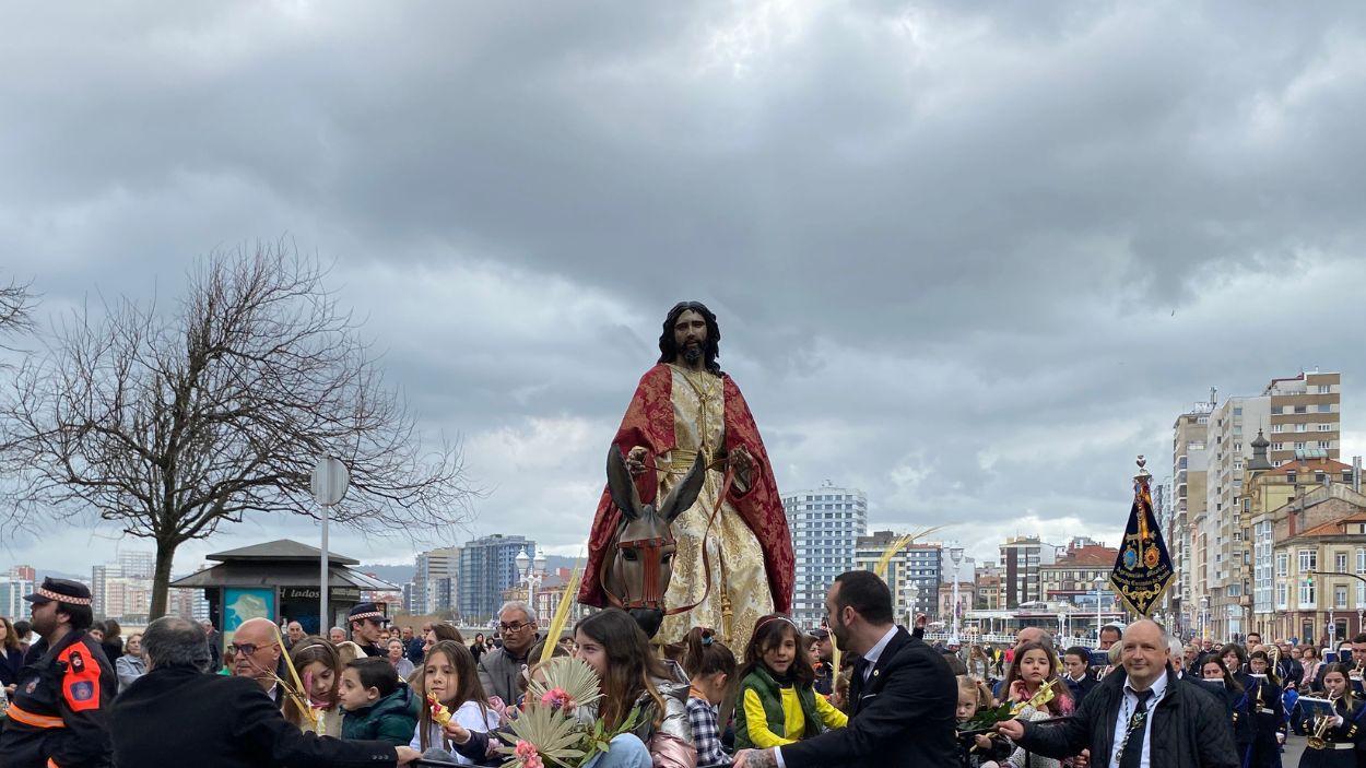 Procesión Domingo de Ramos, Semana Santa, en Gijón. EP.