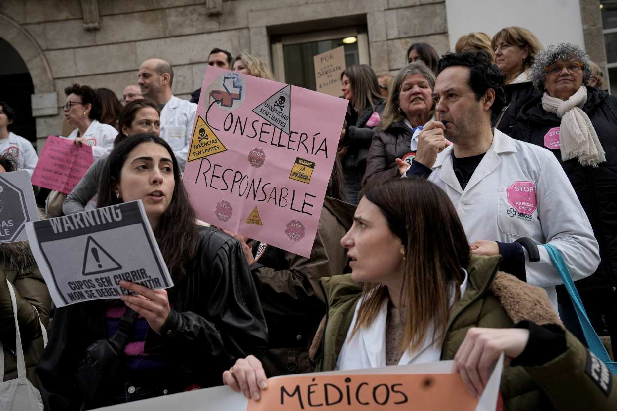 Imagen de una de las protestas de médicos celebrada en Vigo el pasado día 10 de este mes (Foto: Europa Press).