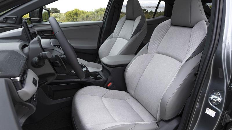 tooyota chr asientos