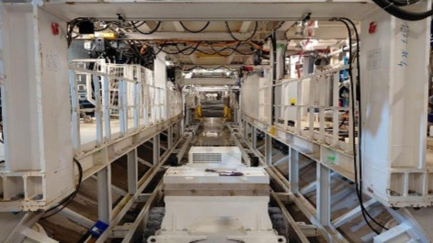 La tuneladora excava cada día 15 metros